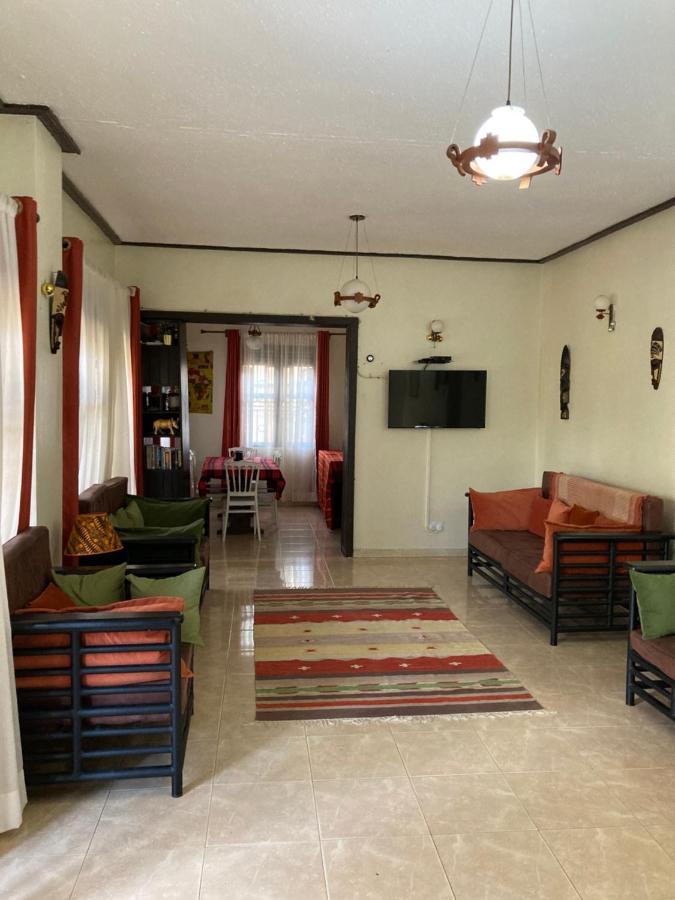 Hotel Okra House Entebbe Esterno foto